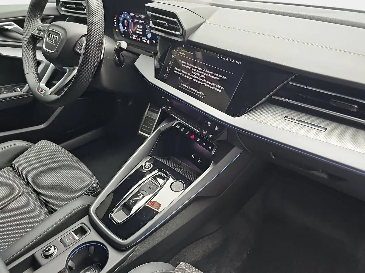 AUDI A3 35 TFSI DSG SPORTBACK S LINE NAVI LED KAMERA LM18