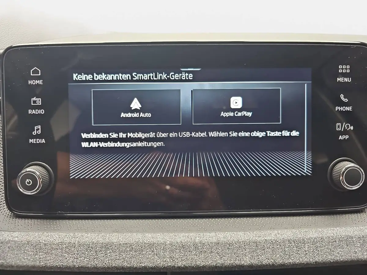 SKODA KAMIQ 1.0 TSI DSG CLASSIC LED KAMERA LM