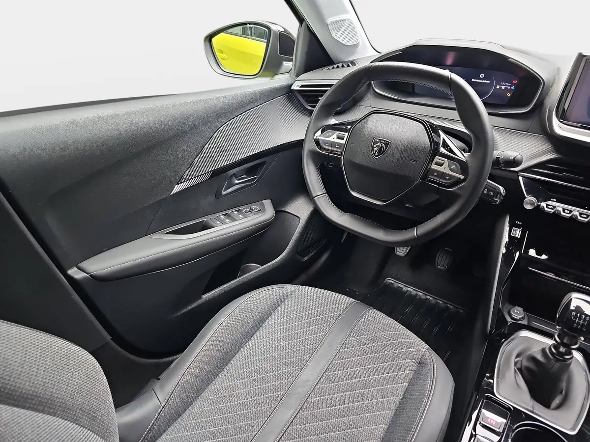PEUGEOT 208 1.2 PURETECH 100 ALLURE LED DAB LM