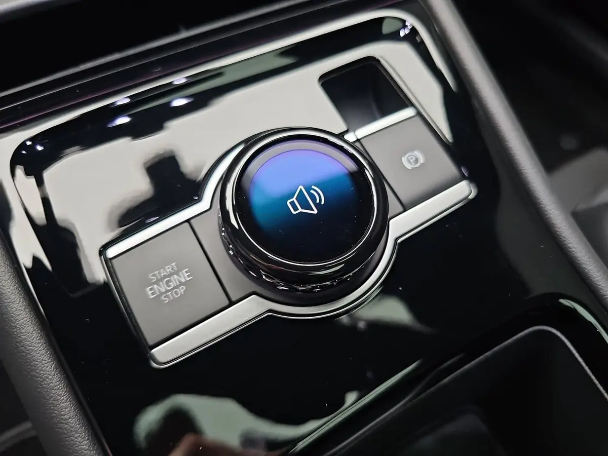 VW TIGUAN 1.5 ETSI DSG R-LINE NAVI LED PANO