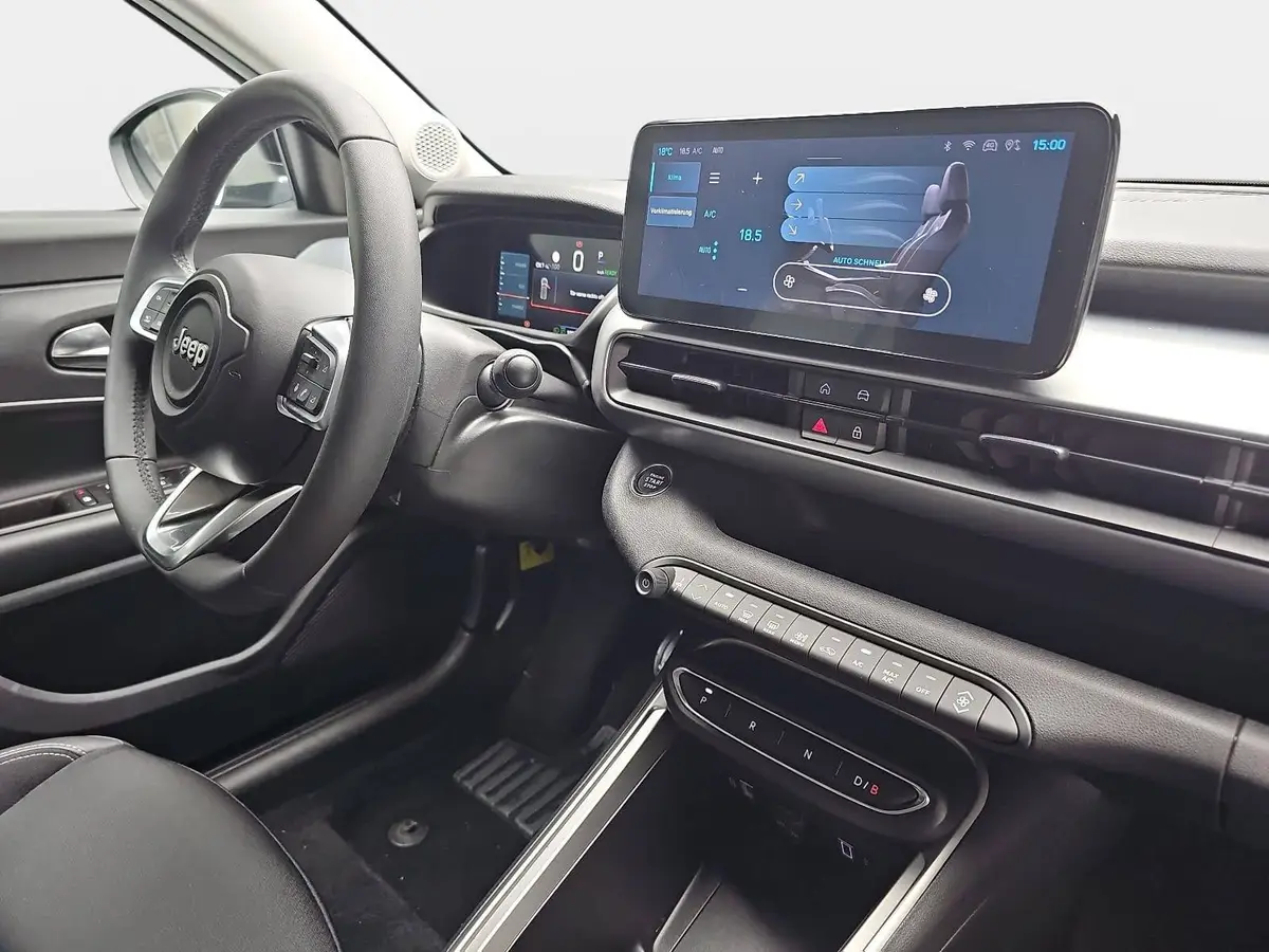 JEEP AVENGER AUTO. 51KWH ALTITUDE LED KLIMAAUTO