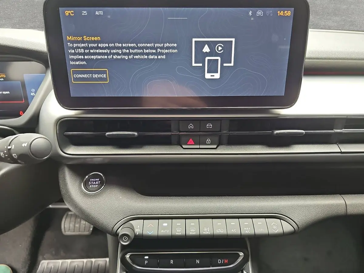 JEEP AVENGER 1.2 E-HYBRID T3 DCT 4XE OVERLAND MJ26 INFOTAINMENT & KOMFORTPAKET