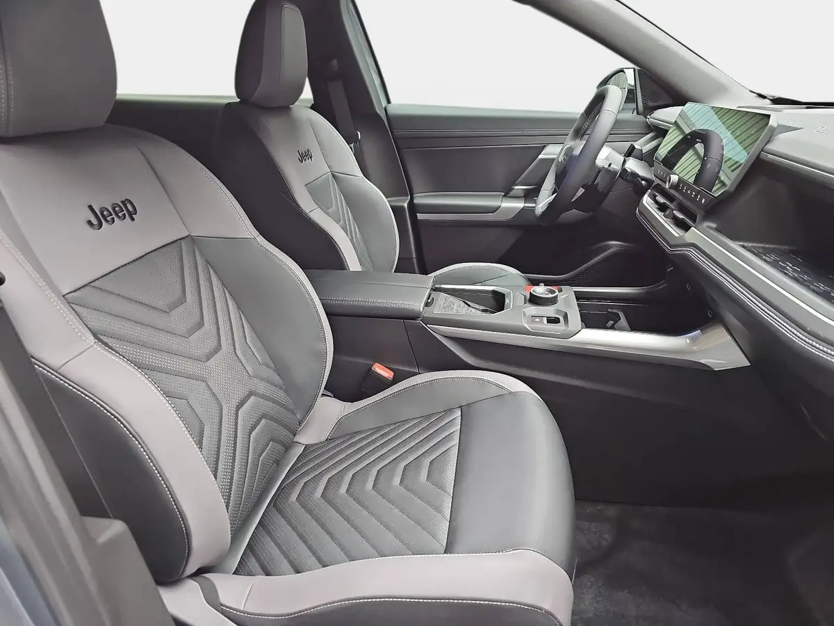 JEEP COMPASS 1.2 E-HYBRID DCT FIRST EDITION MJ26 PREMIUM-PAKET PANORAMA