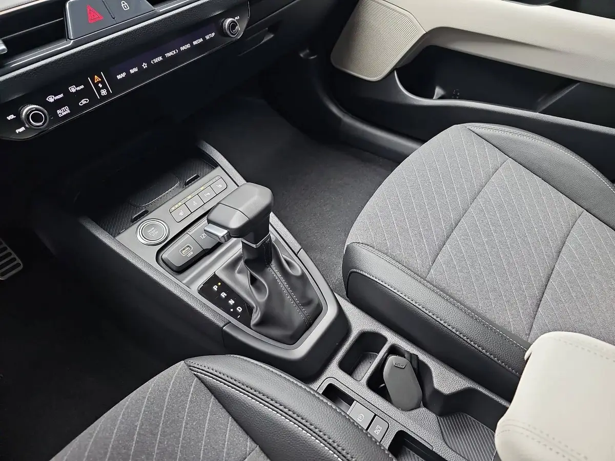 KIA STONIC 1.0 T-GDI 115 48V DCT GT-LINE MJ26