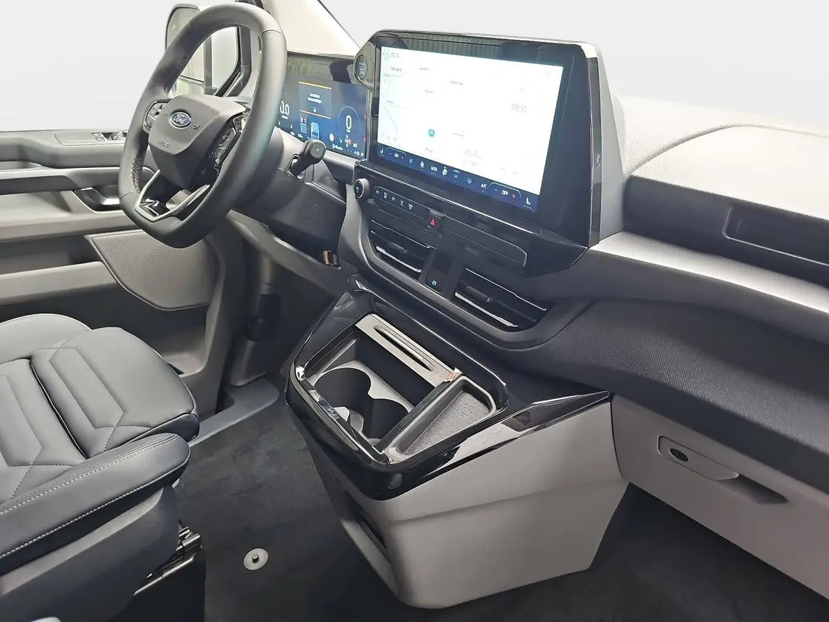 FORD TOURNEO CUSTOM 2.0 ECOBLUE AUTO. L1 TITANIUM X NAVI LED AHK
