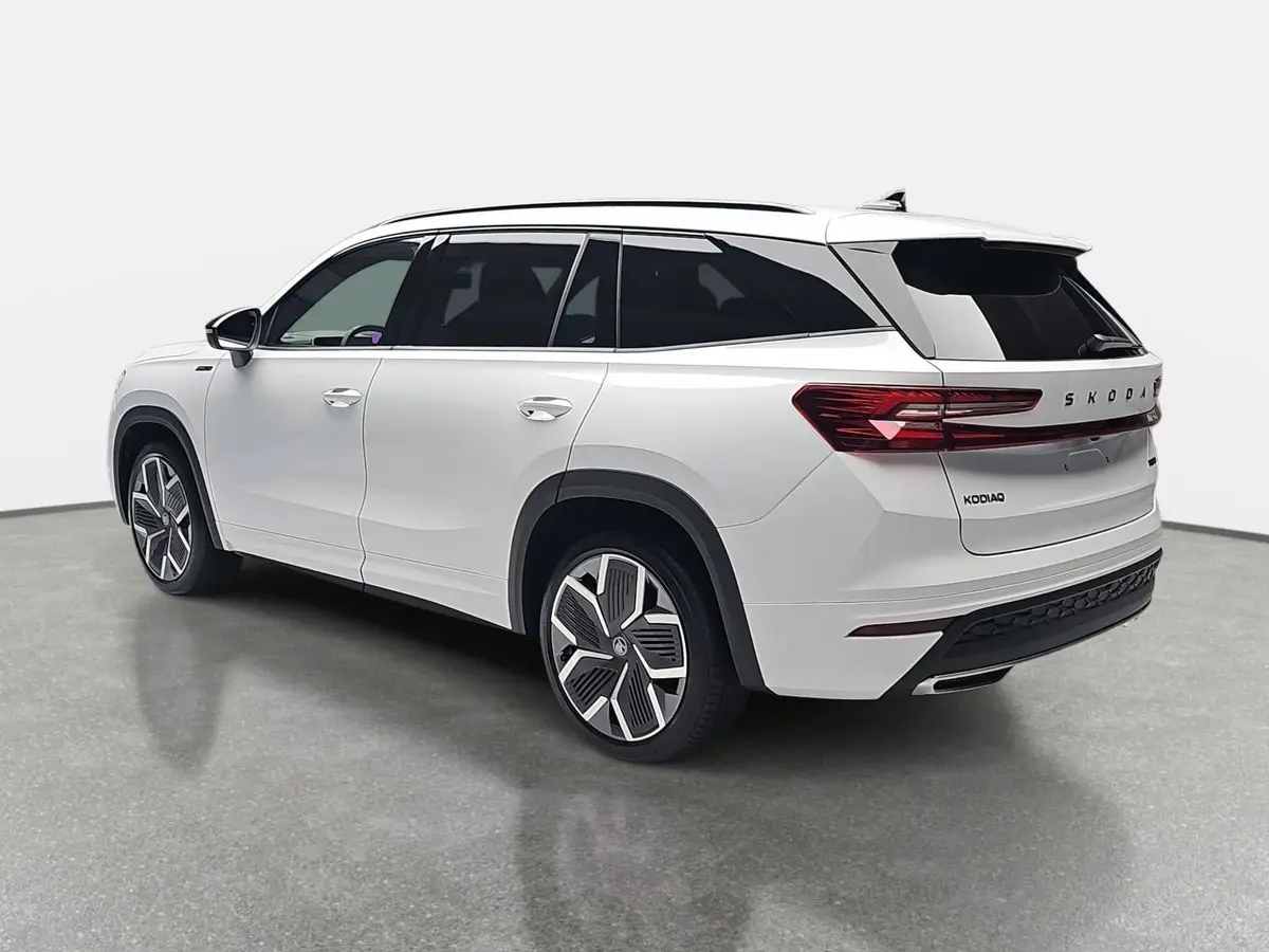 SKODA KODIAQ 1.5 TSI DSG SPORTLINE NAVI LED ACC PANO WINTER AHK