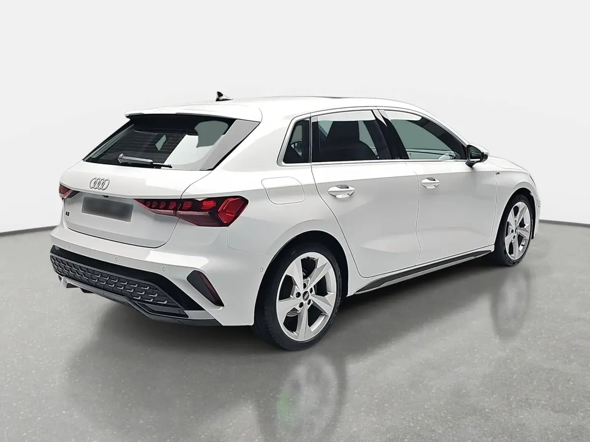 AUDI A3 35 TFSI DSG SPORTBACK S LINE LED KAMERA LM18