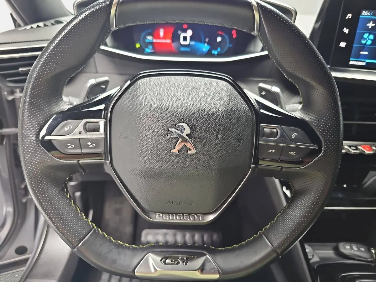 PEUGEOT 2008 1.2 PURETECH 130 AUTO. GT SH LED LM
