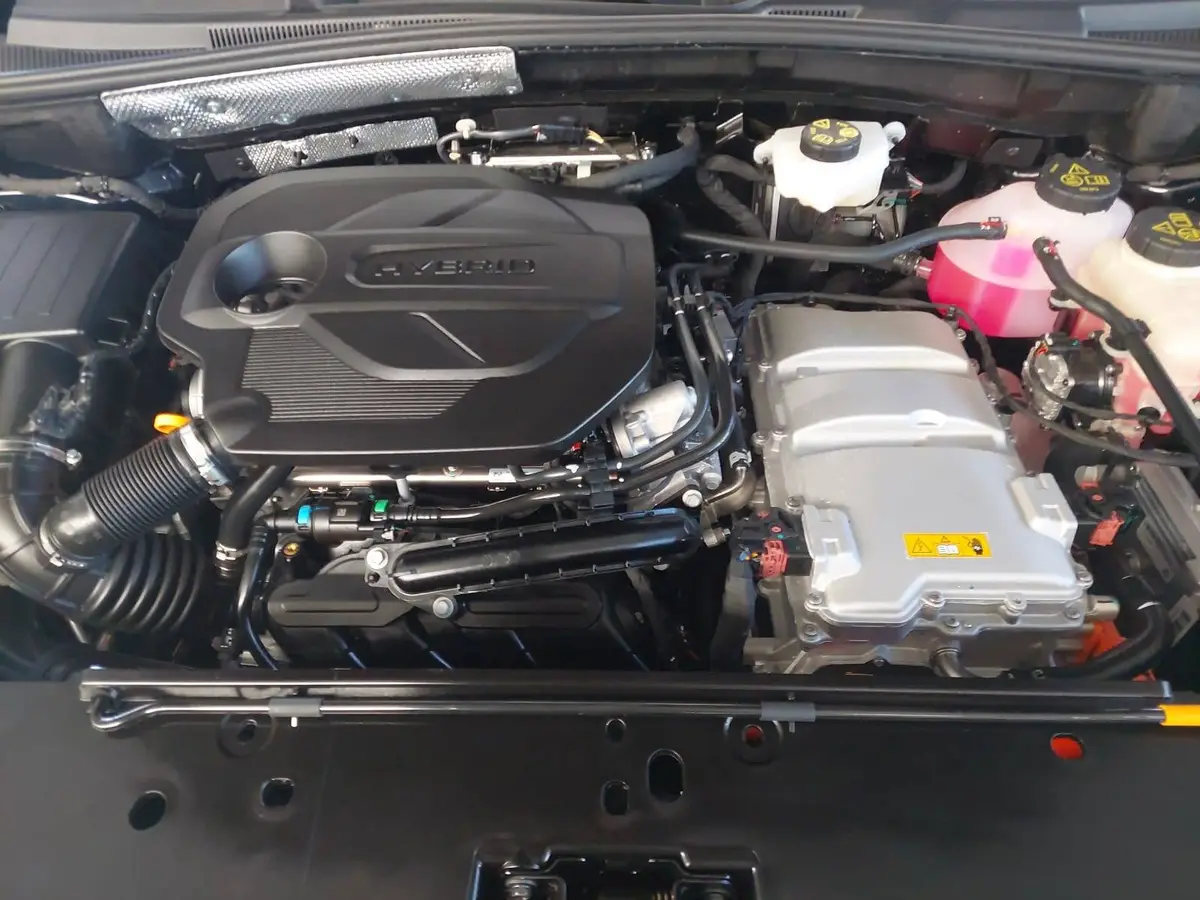 MG ZS 1.5 HYBRID+ MY25.5 LUXURY NAVI LM18 KEYLESS-ENTRY 360-GRAD-KAMERA