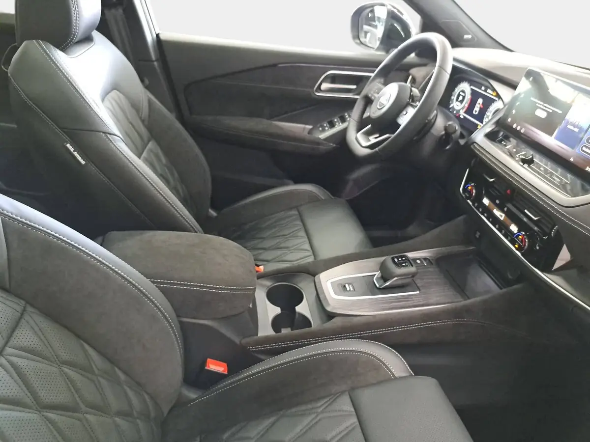 NISSAN QASHQAI 1.3 DIG-T MHEV AUTO. TEKNA PREMIUM PAKET 2-FARBEN