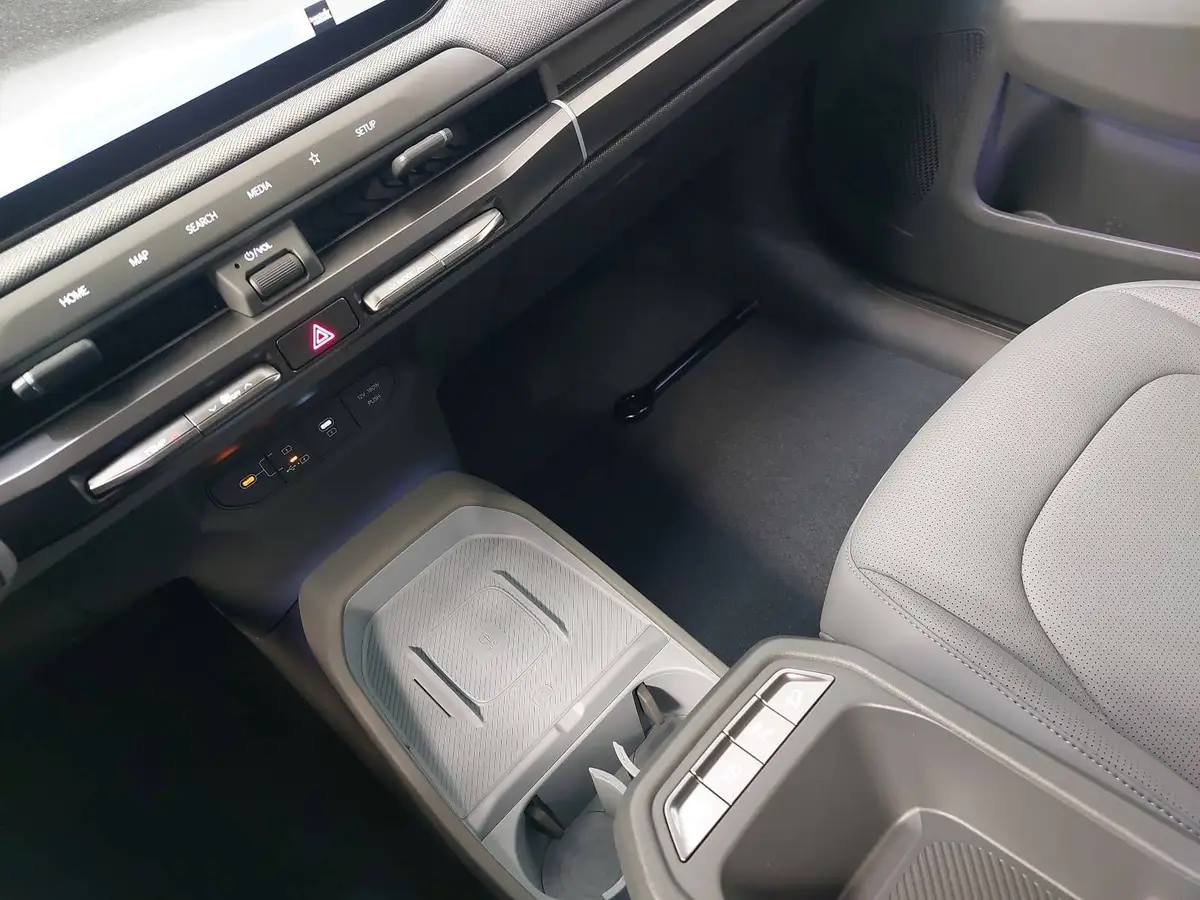 KIA EV3 81.4 KWH EARTH MJ26 WINTER-CONNECT BUSINESS UPGRADE