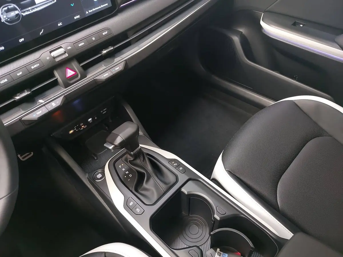 KIA K4 SW 1.6 T-GDI 180 PS DCT7 GT-LINE MJ26 DW-PARK-PRO SITZ SOUND DESIGN