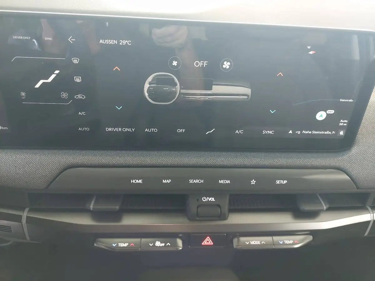 KIA EV3 81.4 KWH EARTH MJ27 WINTER-CONNECT BUSINESS UPGRADE DRIVEWISE-PARK