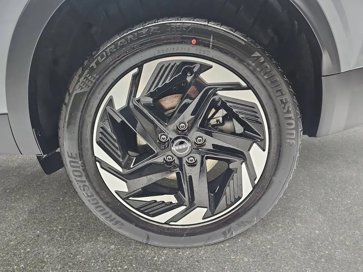 NISSAN QASHQAI 1.3 DIG-T MHEV AUTO. MJ27 N-CONNECTA WINTER EL-HECKKLAPPE PANO