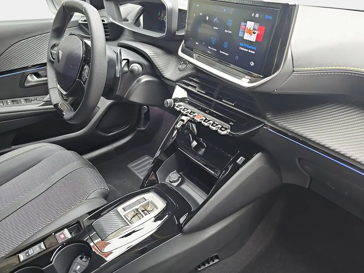 PEUGEOT 208 1.2 HYBRID 110 E-DSC6 GT KLIMA LED MIRROR-SCREEN K