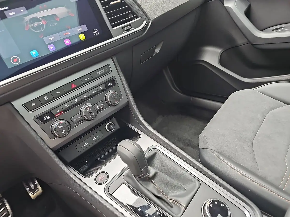 CUPRA ATECA 1.5 TSI DSG NAVI LED ACC PANO EL.HECKKLAPPE WINTER