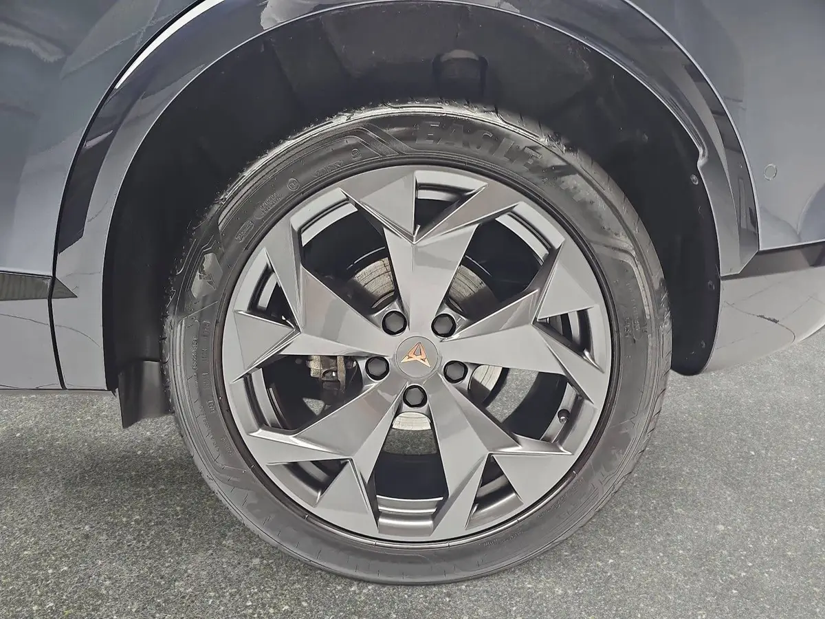 CUPRA FORMENTOR 1.5 ETSI DSG NAVI LED KAMERA 360