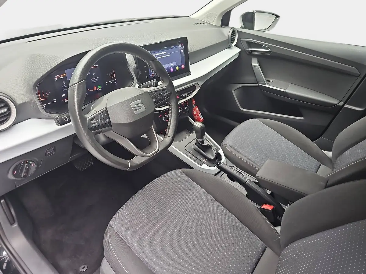 SEAT ARONA 1.0 TSI DSG STYLE NAVI LED PDC LM
