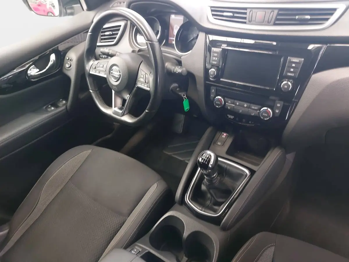 NISSAN QASHQAI 1.3 DIG-T 4X2