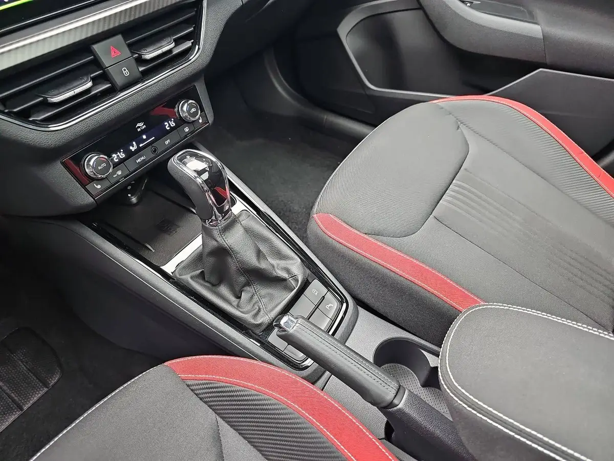SKODA KAMIQ 1.0 TSI MONTE CARLO LED DAB PANO AHK LM