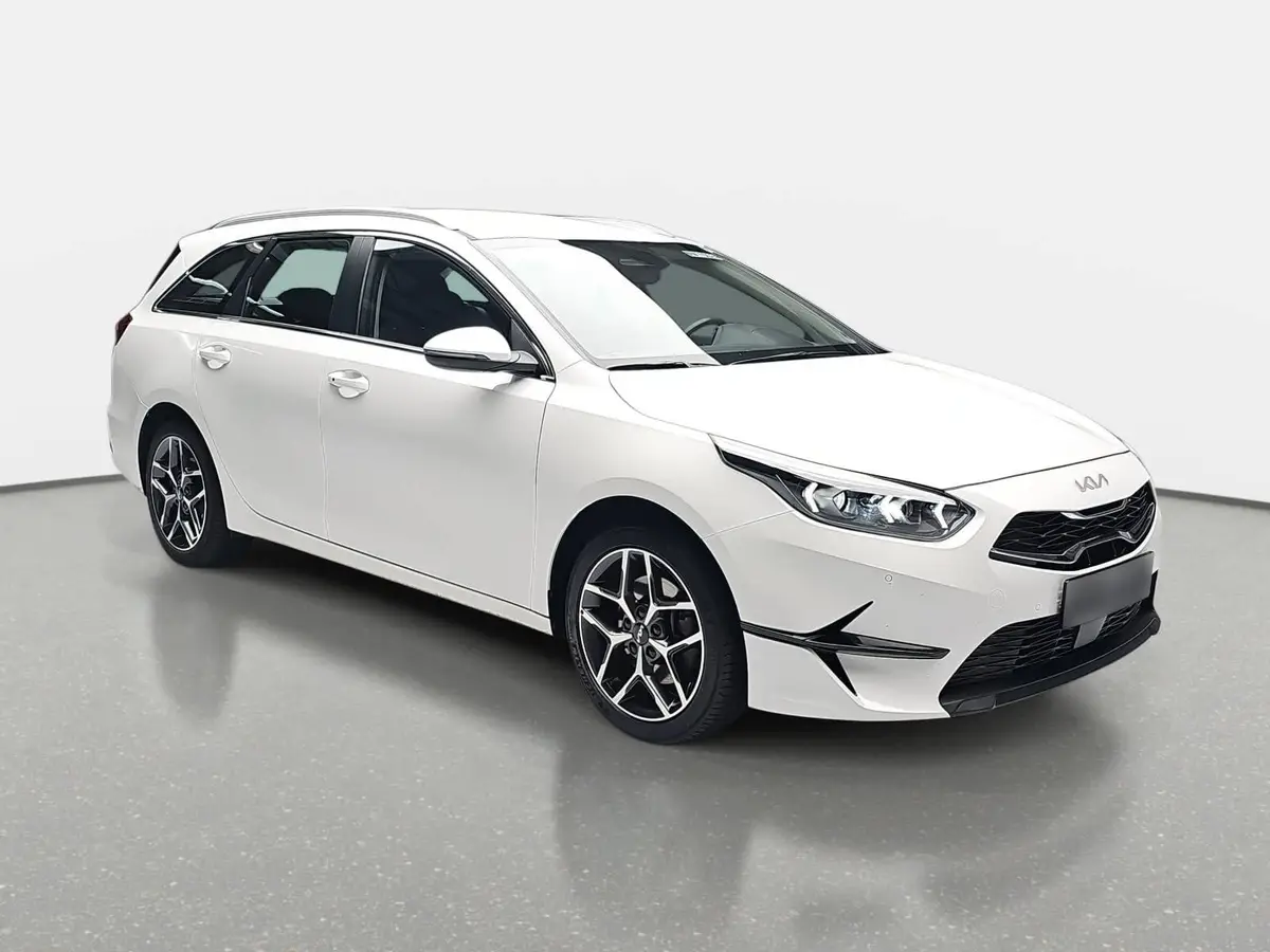 KIA CEED SW 1.5 T-GDI DCT7 SPIRIT TECHNOLOGIE ABN. AHK