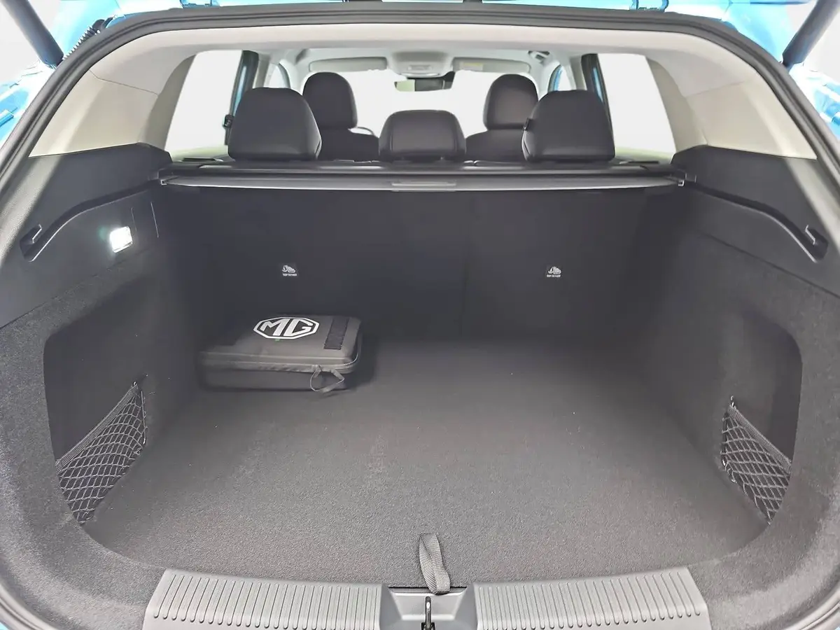 MG HS 1.5 PLUG-IN-HYBRID LUXURY LEDER 360-GRAD-KAMERA 19-ZOLL-LM