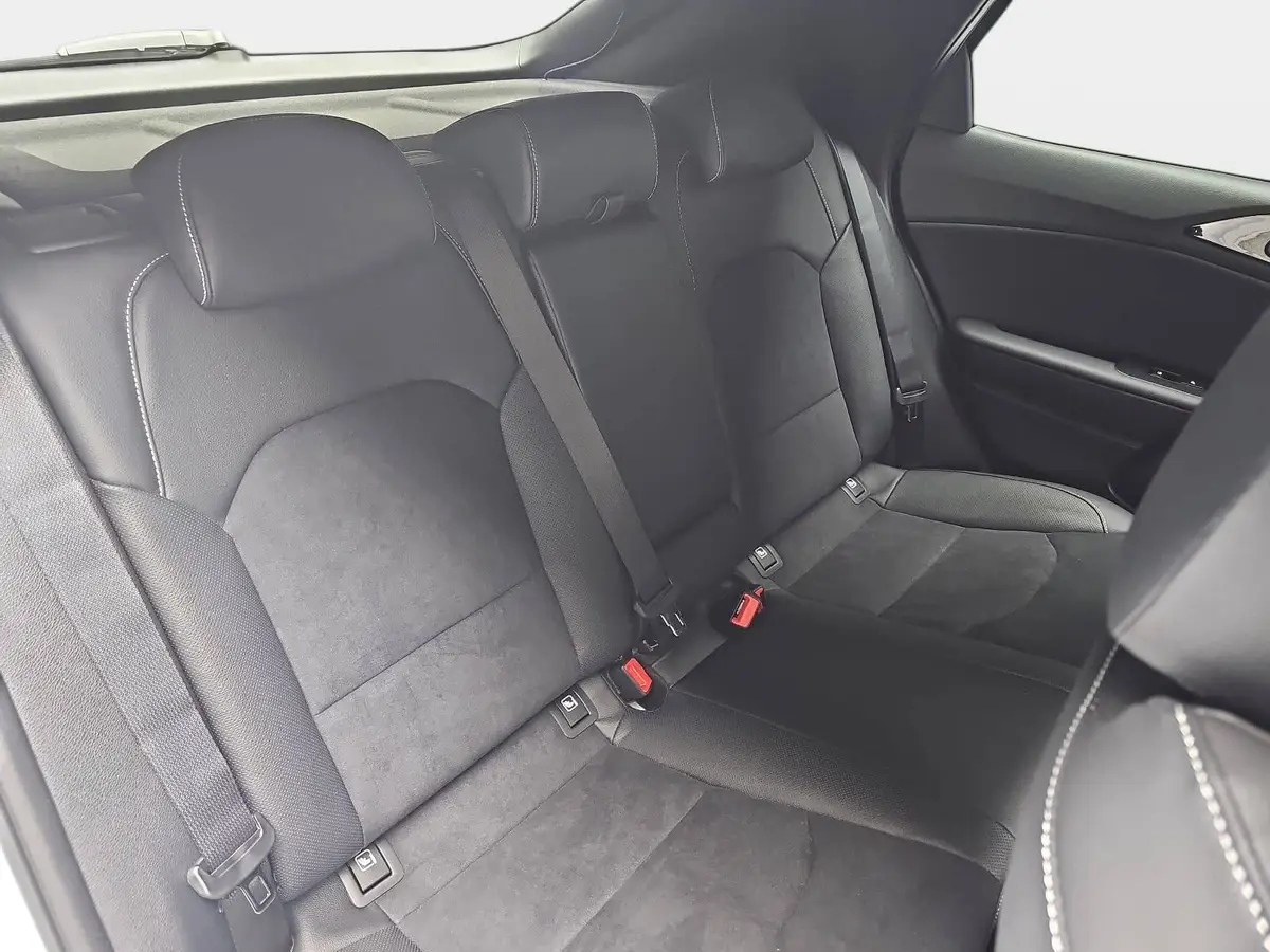 KIA XCEED 1.6 T-GDI 180 DCT GT-LINE MJ26 LEDER GLASDACH