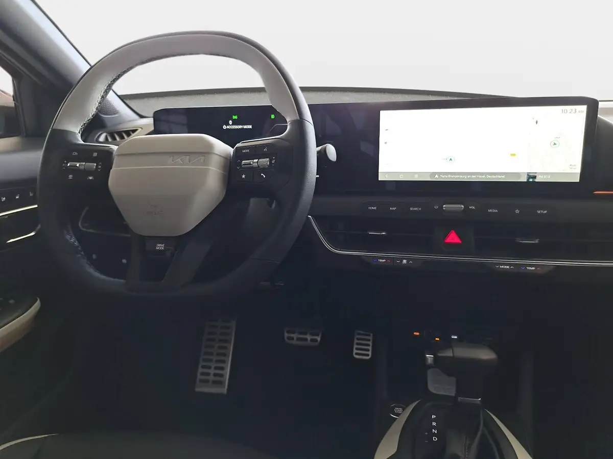 KIA K4 SW 1.6 T-GDI 180 PS DCT7 GT-LINE MJ26 DW-PARK-PRO SITZ SOUND DESIGN