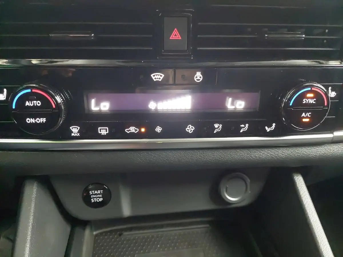NISSAN QASHQAI 1.3 DIG-T MHEV AUTO. MJ27 N-CONNECTA WINTER EL-HECKKLAPPE PANO