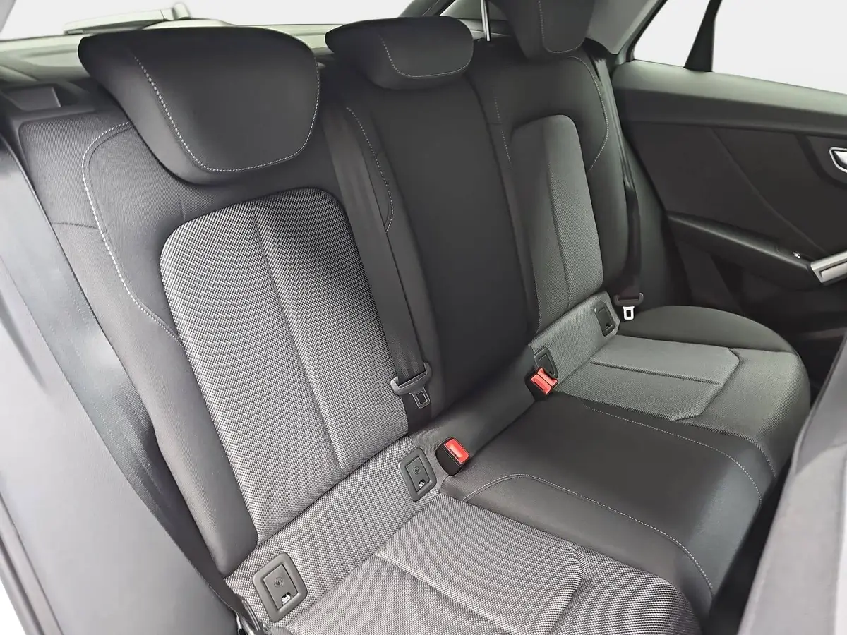 AUDI Q2 35 TFSI S-TRONIC S LINE NAVI LED ACC EL.HECKKL. WI