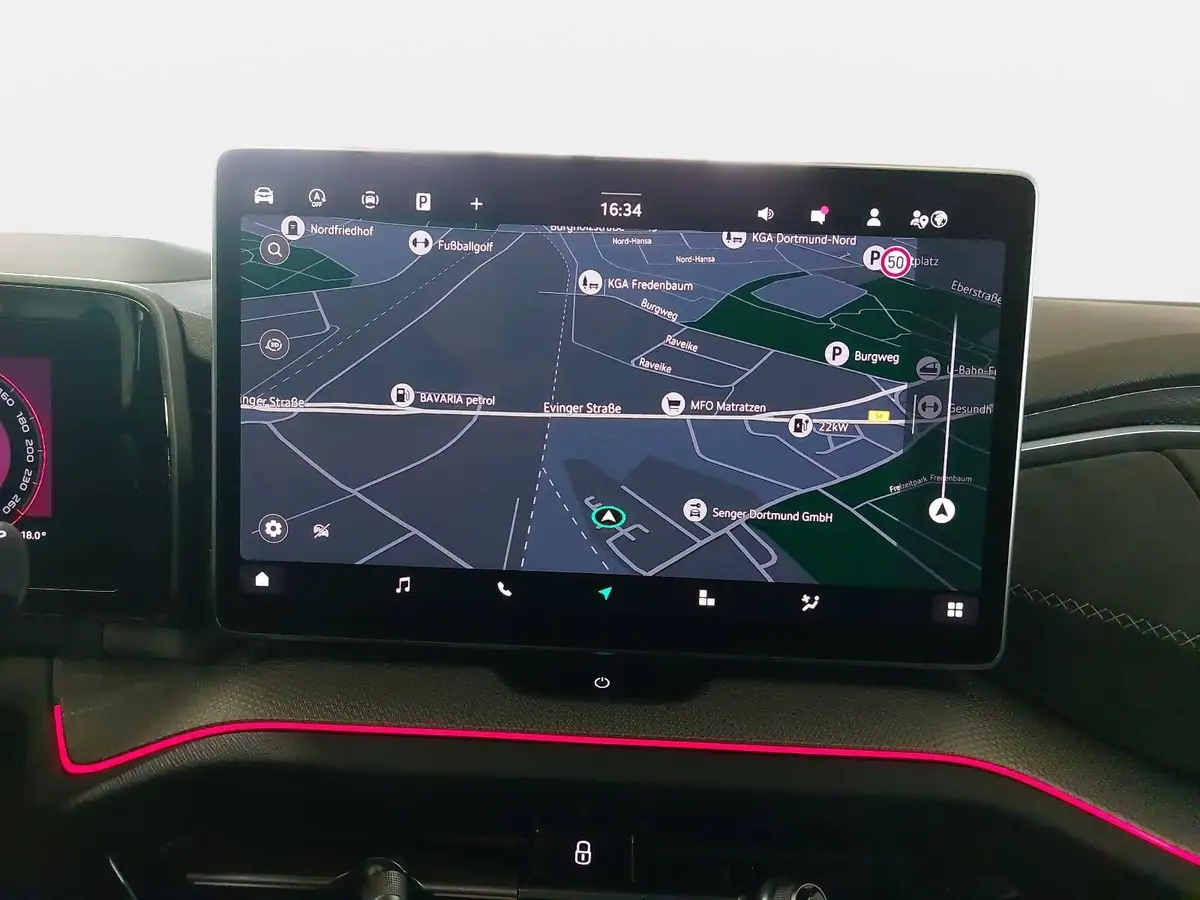 SKODA KODIAQ 1.5 TSI DSG SPORTLINE NAVI LED ACC PANO WINTER AHK