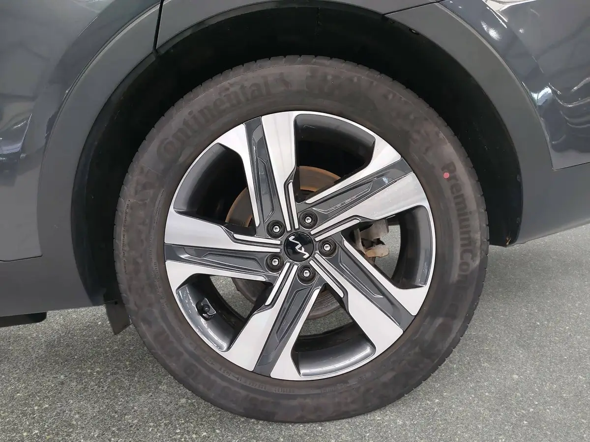 KIA SORENTO 1.6T PLUG-IN-HYBRID AWD AT6 SPIRIT MJ23 ASSIST+