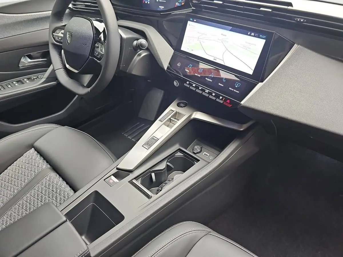 PEUGEOT 308 SW 1.2 HYBRID STYLE KOMFORT PAKET AHK LM