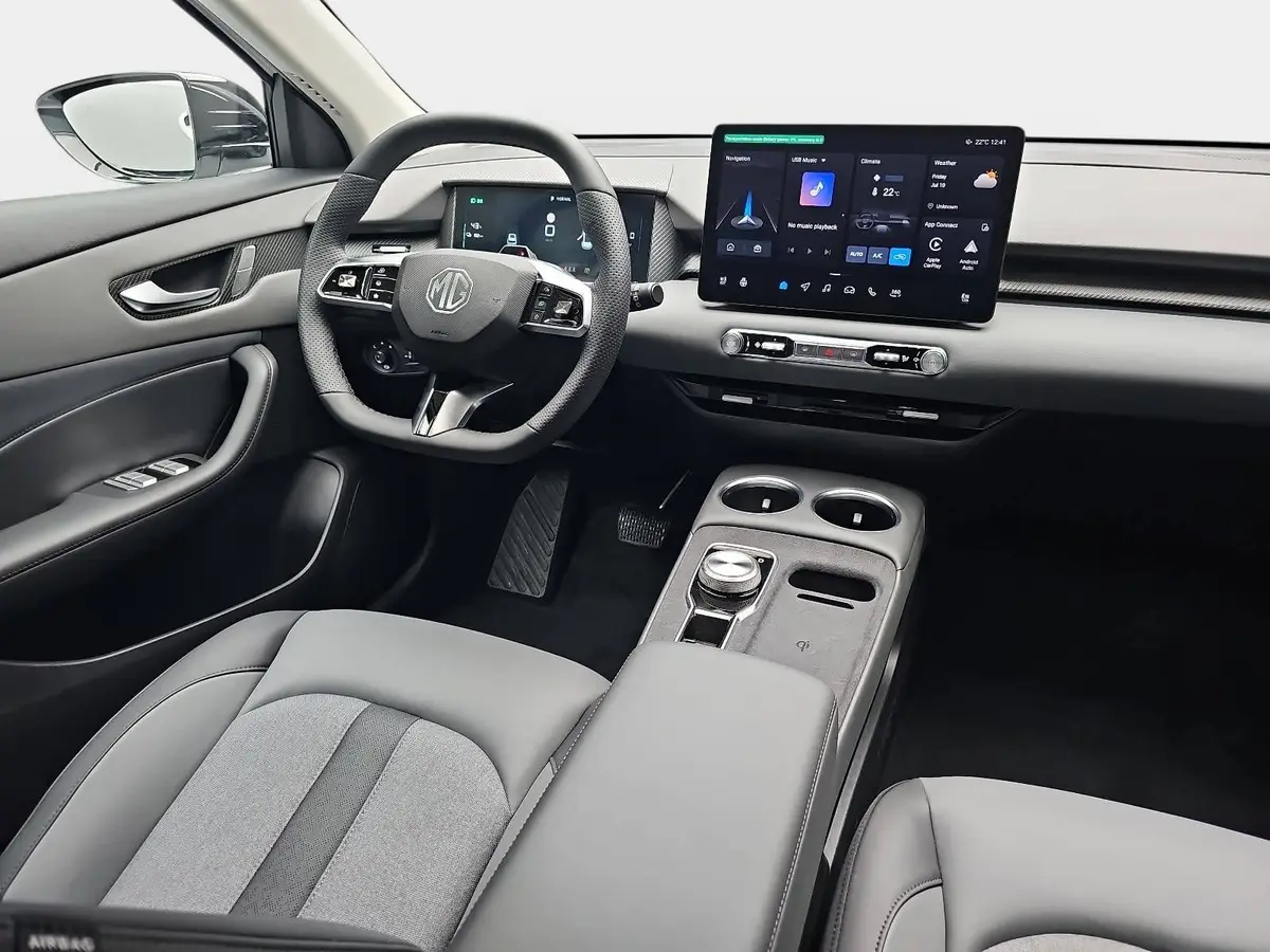 MG S5 EV 64 KWH MY25 LUXURY