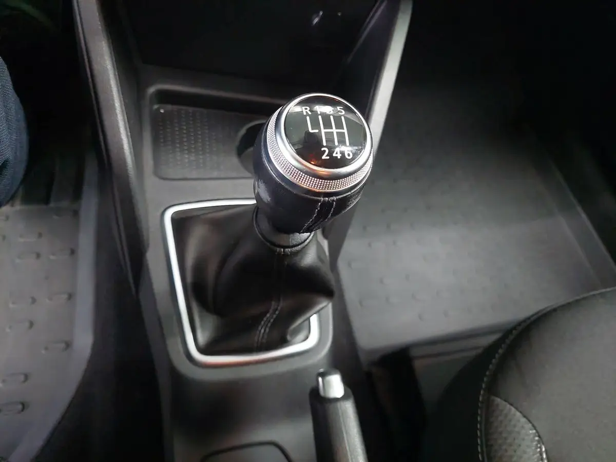DACIA DUSTER 1.2 TCE 125 COMFORT 2WD NAVI KAMERA