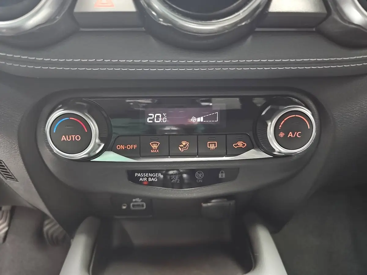 NISSAN JUKE 1.0 DIG-T 5T N-CONNECTA NAVI LED LM