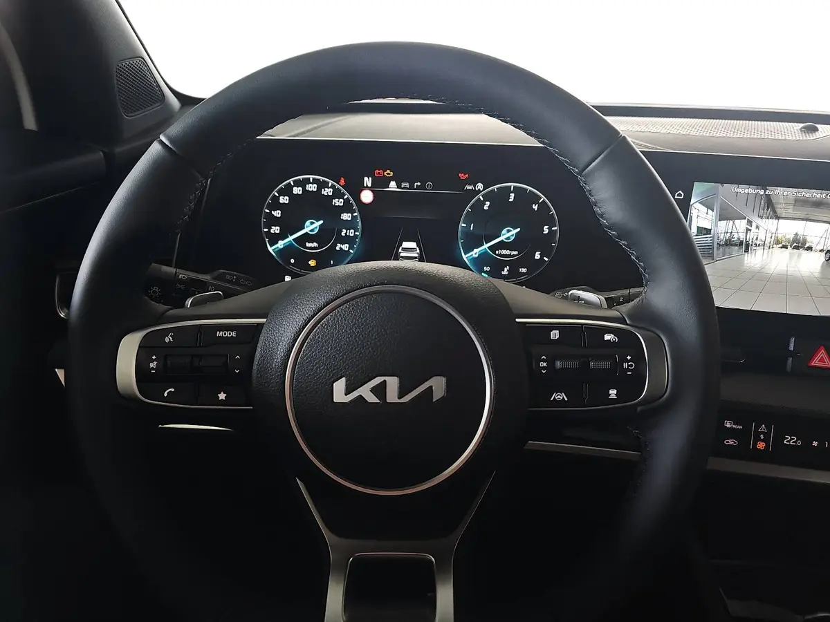 KIA SPORTAGE 1.6 CRDI DCT AWD GT-LINE SCHW.DACH DRIVEWISE GLASDACH SOUND