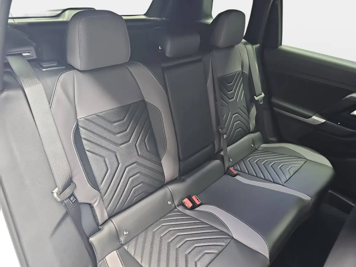JEEP COMPASS 1.6 PLUG-IN HYBRID DCT FIRST EDITION MJ26 PREMIUM-PAKET, PANORAMA