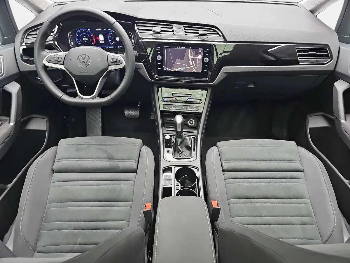 VW TOURAN 1.5 TSI DSG HIGHLINE R-LINE NAVI LED ACC PANO KAME