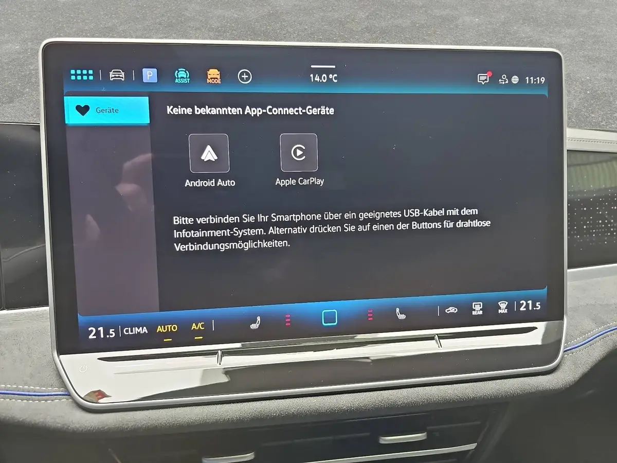 VW PASSAT VARIANT 2.0 TDI DSG R-LINE NAVI LED-MATRIX ACC PANO BLACK 