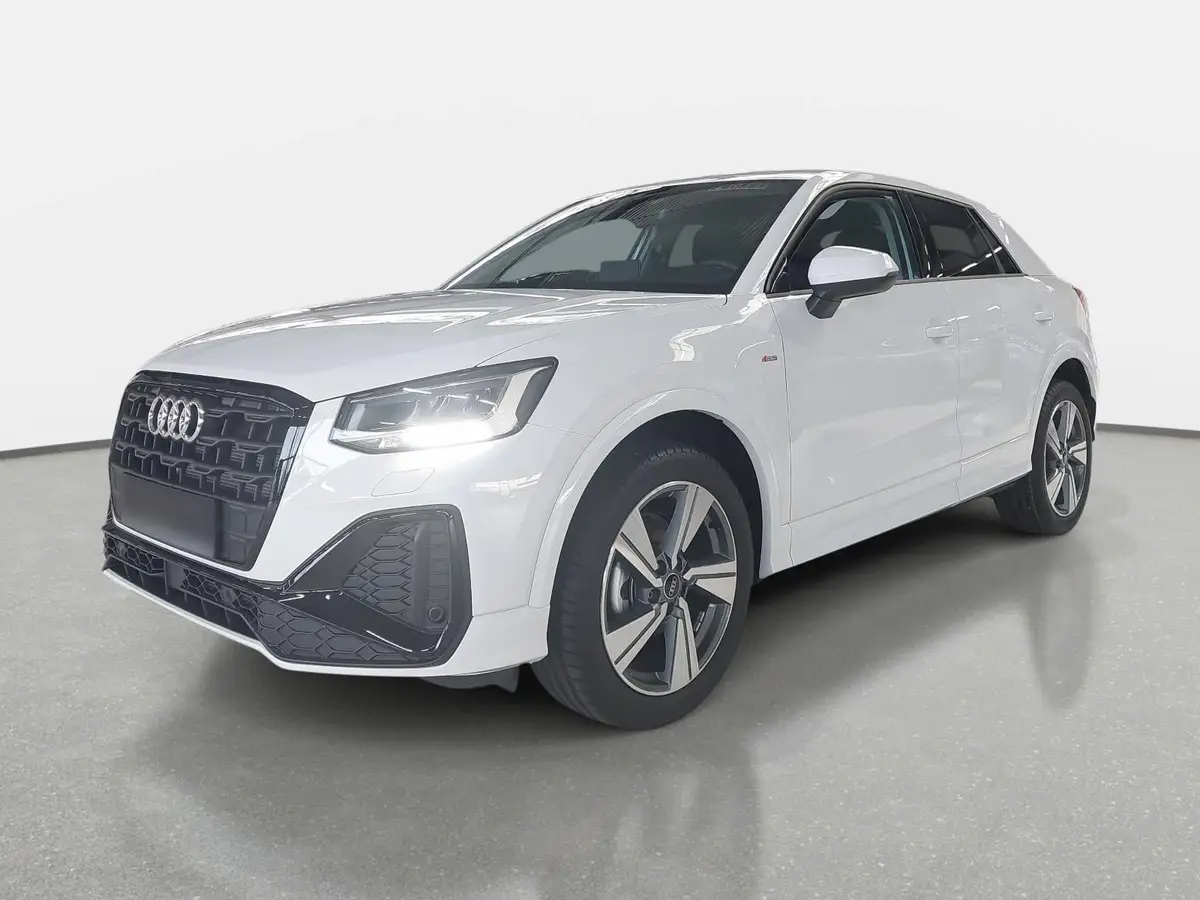 AUDI Q2 35 TFSI S-TRONIC S LINE NAVI LED ACC EL.HECKKL. WI