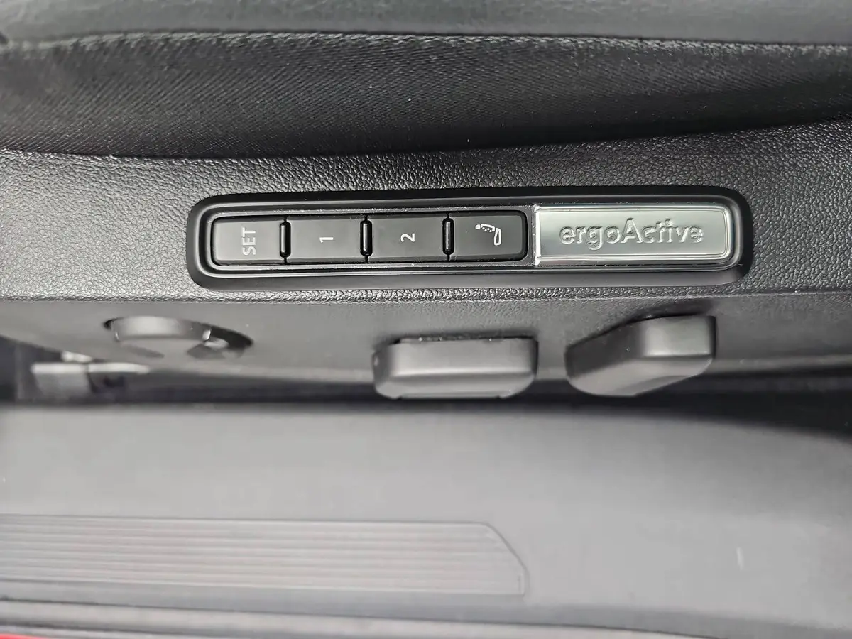 VW ID.5 PRO PERFORMANC MATRIX PANO AREAVIEW