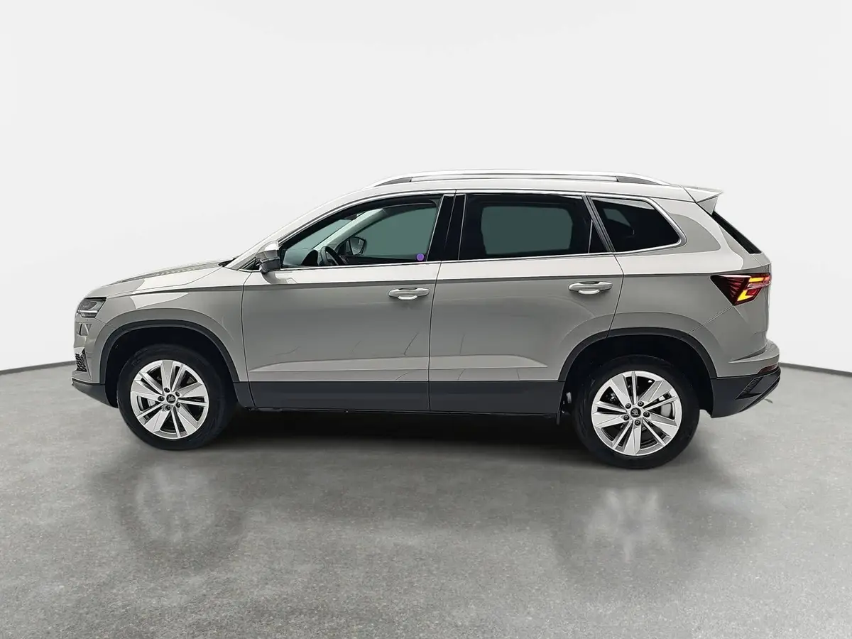 SKODA KAROQ 2.0 TDI DSG DRIVE NAVI LED AHK LM