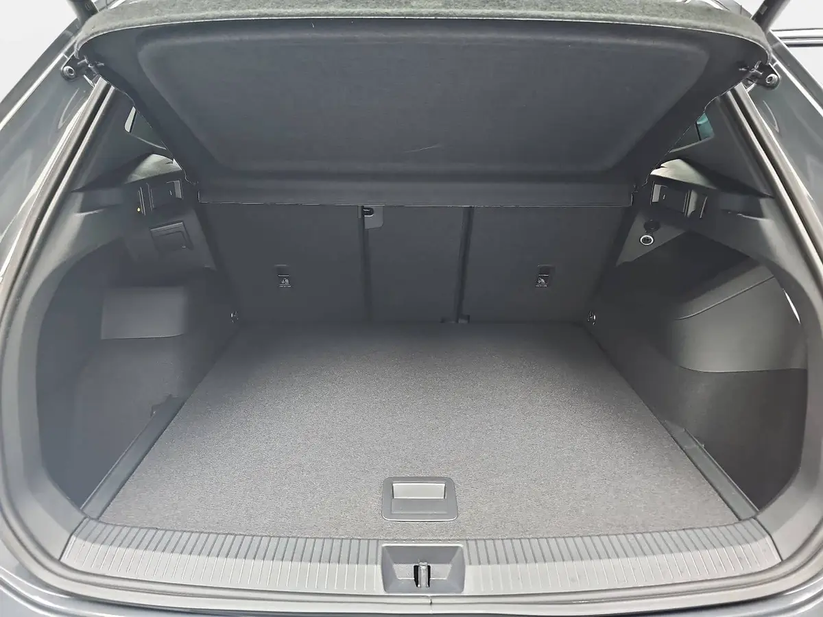 VW TIGUAN 2.0 TDI DSG R-LINE NAVI LED PANO