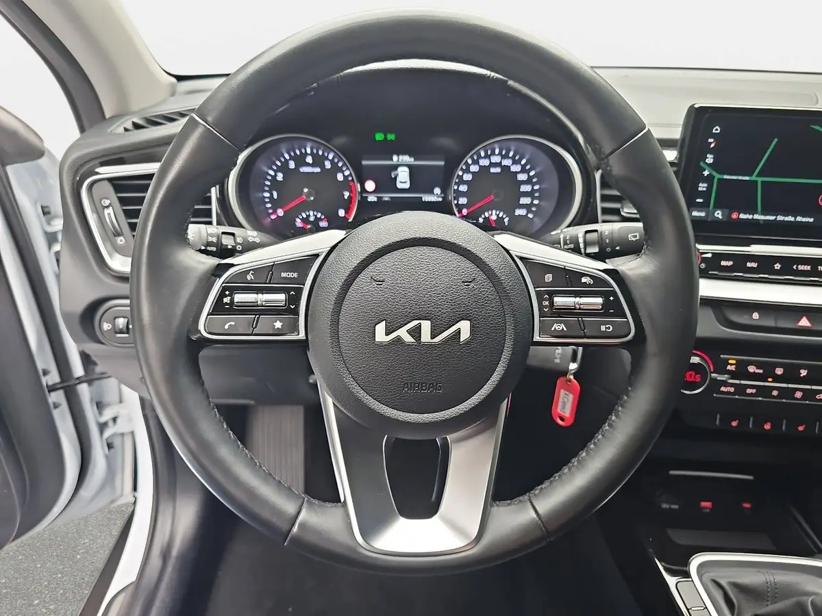 KIA XCEED 1.0 T-GDI VISION KOMFORT LED