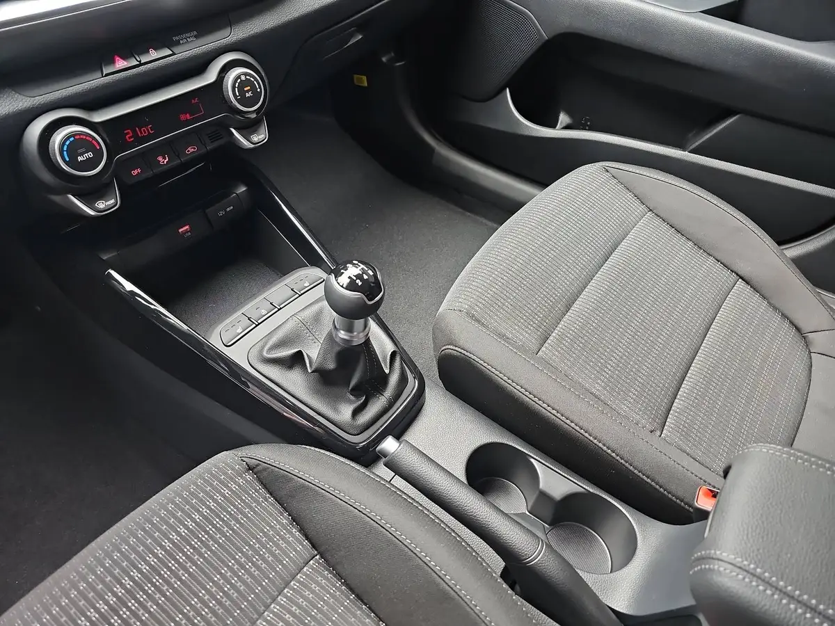 KIA STONIC 1.2 VISION SITZH. NAVI
