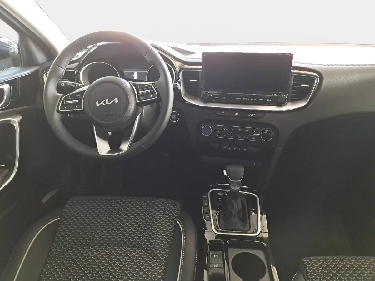 KIA XCEED 1.6 T-GDI 150 DCT SPIRIT MJ26 XCLUSIVE