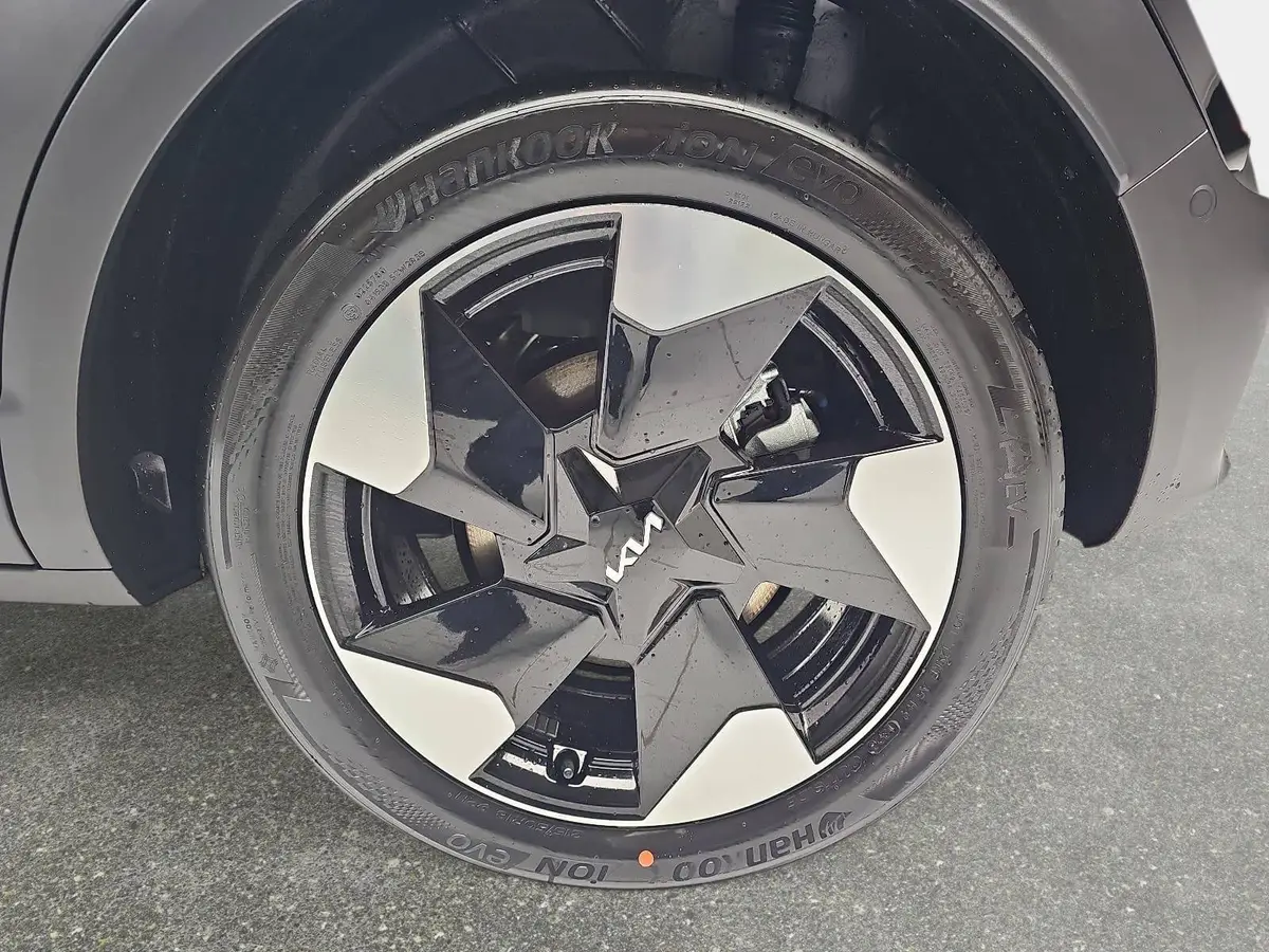 KIA EV2 42.2 KWH EARTH MJ27 WINTER-CONNECT TECHNOLOGY DRIVEWISE-PARK DESIGN