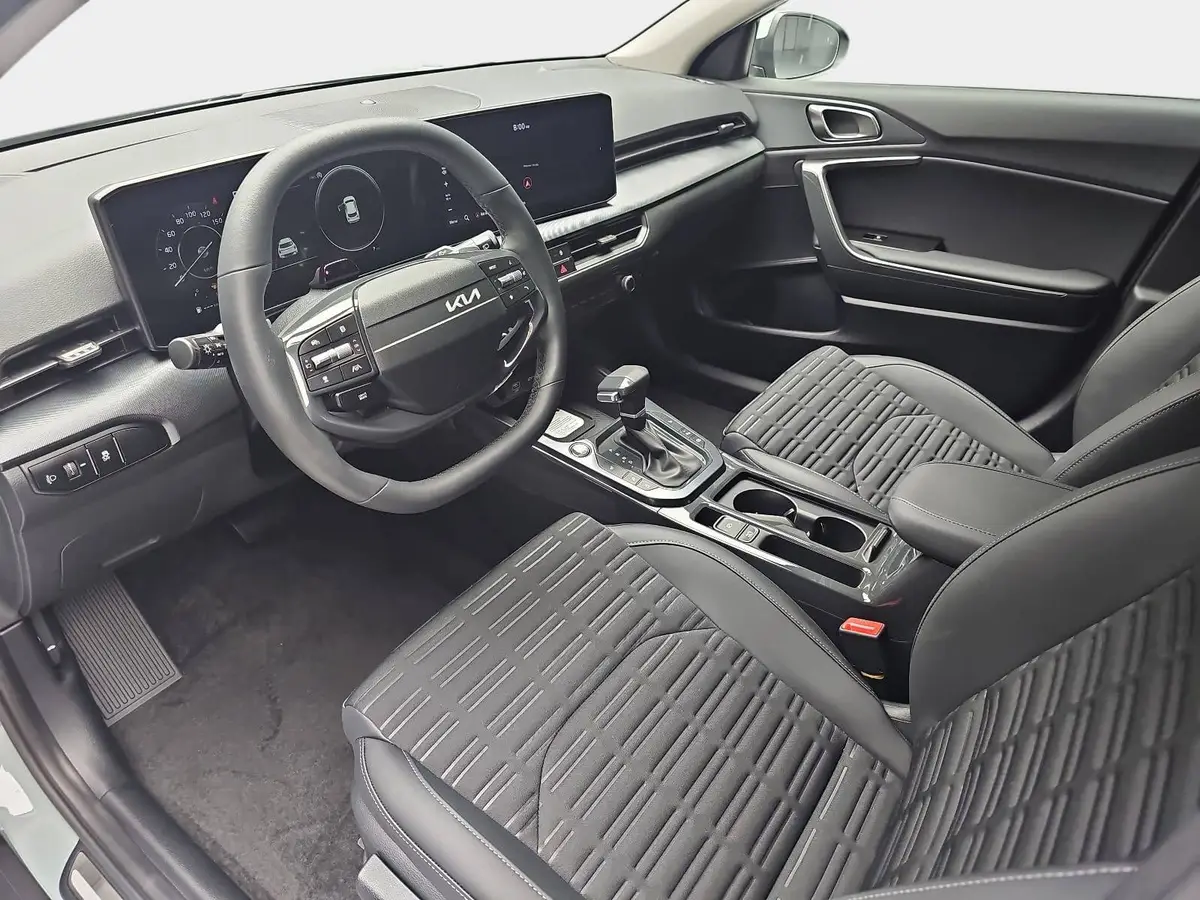 KIA XCEED 1.6 T-GDI 150 DCT SPIRIT MJ27 SOUND