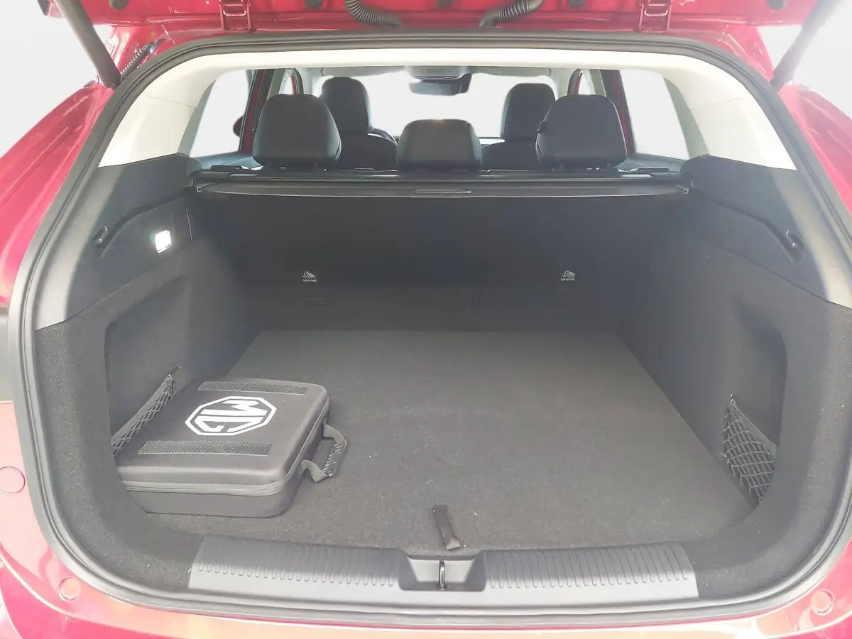 MG HS 1.5 PLUG-IN-HYBRID MY25.5 LUXURY LEDER 360-GRAD-KAMERA 19-ZOLL-LM